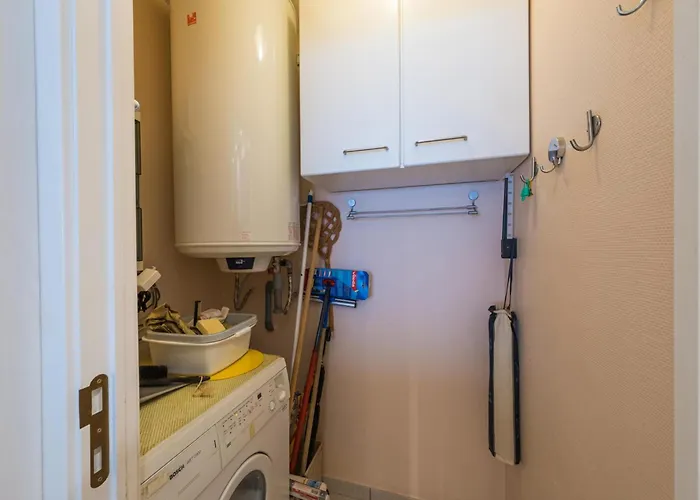 Marianne I - 0501 + Box 16 *